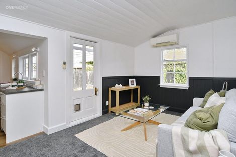 Photo of property in 1/184 Hastings Street, Waltham, Christchurch, 8023