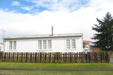 Photo of property in 18 Tanekaha Terrace, Mangakino, 3421