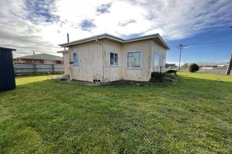 Photo of property in 3 Bond Street, Waimate, 7924