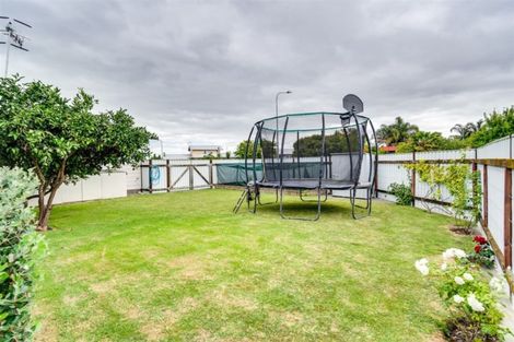 Photo of property in 1 Fife Crescent, Tamatea, Napier, 4112