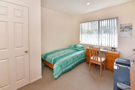 Photo of property in 9 Kath Hopper Drive, Orewa, 0931
