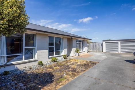 Photo of property in 1/31 Lamorna Road, Parklands, Christchurch, 8083