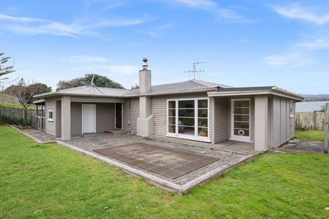 Photo of property in 9 Percival Road, Paraparaumu Beach, Paraparaumu, 5032