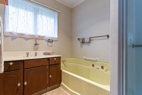 Photo of property in 4 Guy Street, Dannevirke, 4930