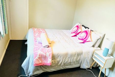 Photo of property in 59 Staveley Street, Avonhead, Christchurch, 8042