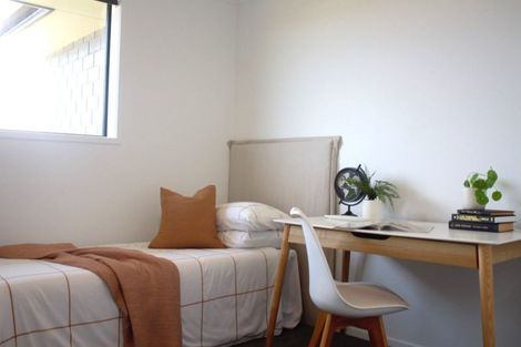 Photo of property in 15 Te Taniwha Road, One Tree Point, 0118