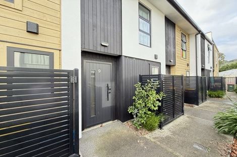 Photo of property in 9/28 Fitzherbert Road, Wainuiomata, Lower Hutt, 5014