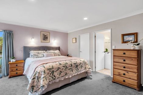 Photo of property in 6 Holdsworth Drive, Otamatea, Whanganui, 4500