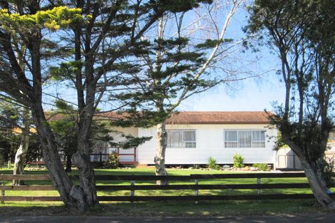 Photo of property in 11 Nicholas Avenue, Whitianga, 3510