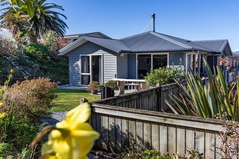 Photo of property in 83 Jollie Street, Hokitika, 7810