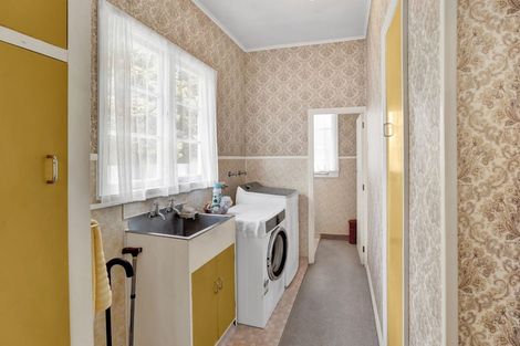 Photo of property in 33 James Street, Inglewood, 4330