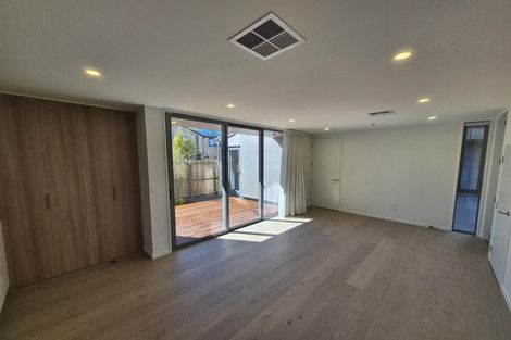Photo of property in 2/23 Webb Street, St Albans, Christchurch, 8014