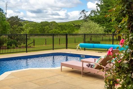 Photo of property in 1017 Tauhoa Road, Kaipara Flats, Warkworth, 0984