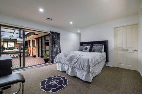 Photo of property in 2 Masefield Terrace, Kelvin Grove, Palmerston North, 4414