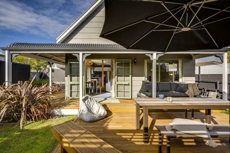 Photo of property in 205b Grove Road, Mayfair, Hastings, 4122