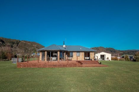 Photo of property in 6 Deemac Street, Reefton, 7830