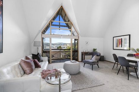 Photo of property in 83b Majoribanks Street, Mount Victoria, Wellington, 6011