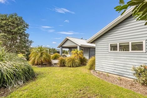 Photo of property in 1 Bravo Place, Whitianga, 3510