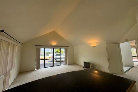Photo of property in 1 Capistrano Mews, Goodwood Heights, Auckland, 2105