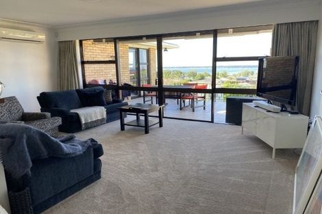 Photo of property in 21 Tirinui Crest Road, Otumoetai, Tauranga, 3110