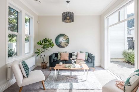 Photo of property in 51 Tinakori Road, Thorndon, Wellington, 6011