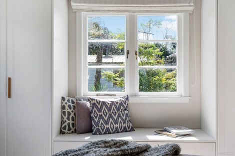 Photo of property in 6 Sealy Road, Torbay, Auckland, 0630