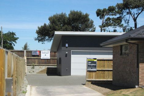 Photo of property in 28 Iraklis Close, Templeton, Christchurch, 8042