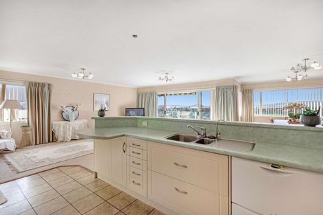 Photo of property in 22 Cobbe Place, Pomare, Rotorua, 3015