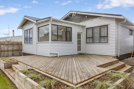 Photo of property in 46 Miro Street, Inglewood, 4330