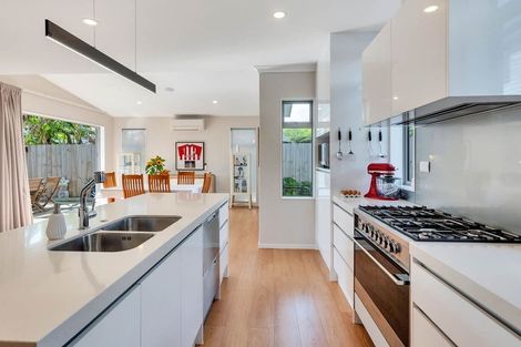Photo of property in 5c Woodside Road, Massey, Auckland, 0614
