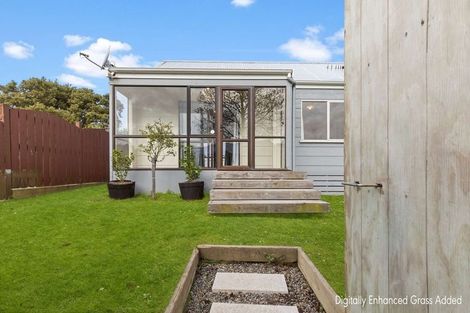 Photo of property in 64 Rhodes Drive, Kelvin Grove, Palmerston North, 4414