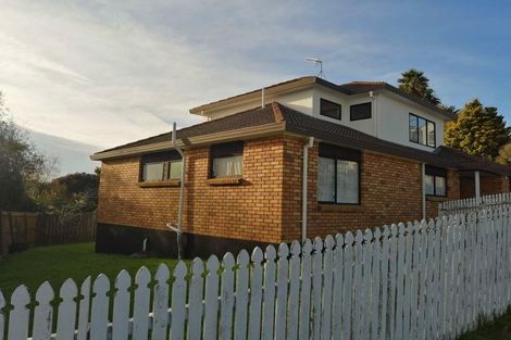 Photo of property in 6 Eske Place, Highland Park, Auckland, 2010