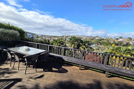 Photo of property in 70 Hinewa Road, Otumoetai, Tauranga, 3110