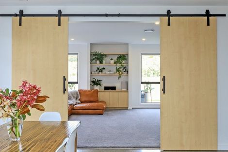 Photo of property in 40 Aspiring Drive, Poraiti, Napier, 4112