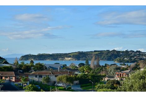 Photo of property in 18a Tower Hill, Stanmore Bay, Whangaparaoa, 0930