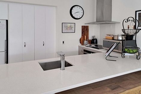 Photo of property in 19 Glen Evans Crescent, Fairfield, Lower Hutt, 5011