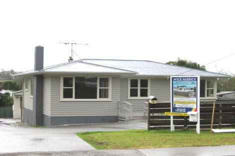 Photo of property in 57a Farquhar Road, Glendene, Auckland, 0602