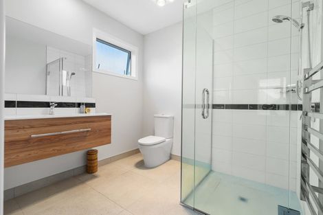 Photo of property in 2 Bastille Court, Rangatira Park, Taupo, 3330
