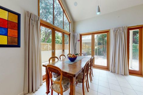 Photo of property in 8 Ranikhet Way, Khandallah, Wellington, 6035