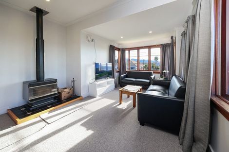 Photo of property in 11 Earls Road, Saint Clair, Dunedin, 9012