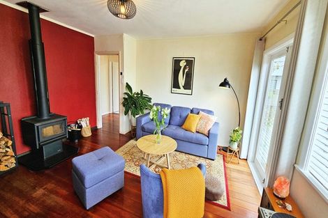 Photo of property in 12 Rodney Grove, Paraparaumu, 5032