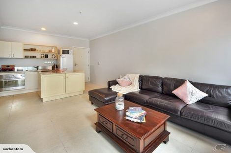 Photo of property in 15 Nelson Street, Howick, Auckland, 2014