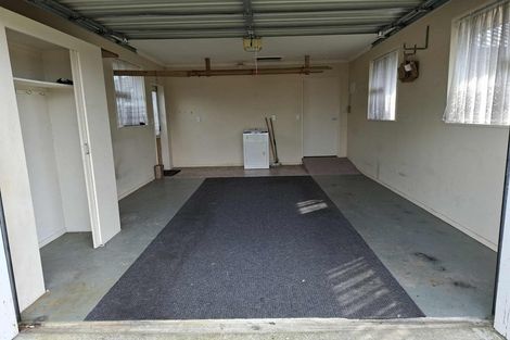 Photo of property in 120 Newcastle Street, Windsor, Invercargill, 9810