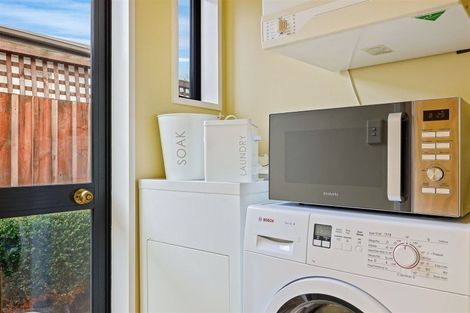 Photo of property in 30 Lees Road, Strowan, Christchurch, 8052