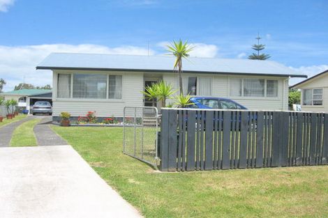 Photo of property in 30 Jupiter Street, Rosehill, Papakura, 2113