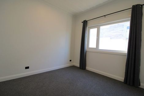 Photo of property in 11 Bathgate Street, South Dunedin, Dunedin, 9012
