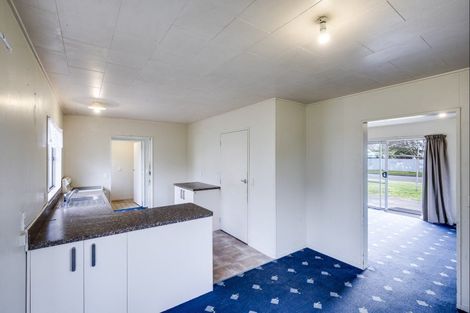 Photo of property in 2 Lander Place, Flaxmere, Hastings, 4120