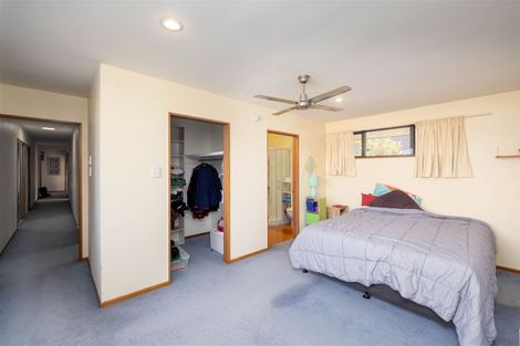 Photo of property in 33 Eders Road, Woodend, 7610