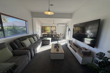 Photo of property in 2a Vivian Street, Burwood, Christchurch, 8083