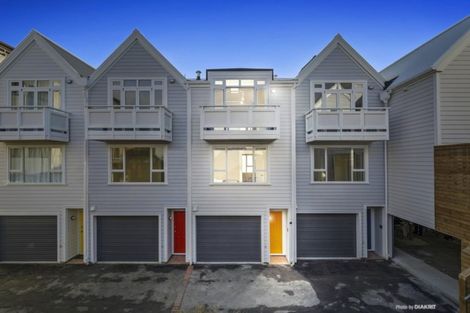 Photo of property in Pirie Street Townhouses, 19/35u Pirie Street, Mount Victoria, Wellington, 6011